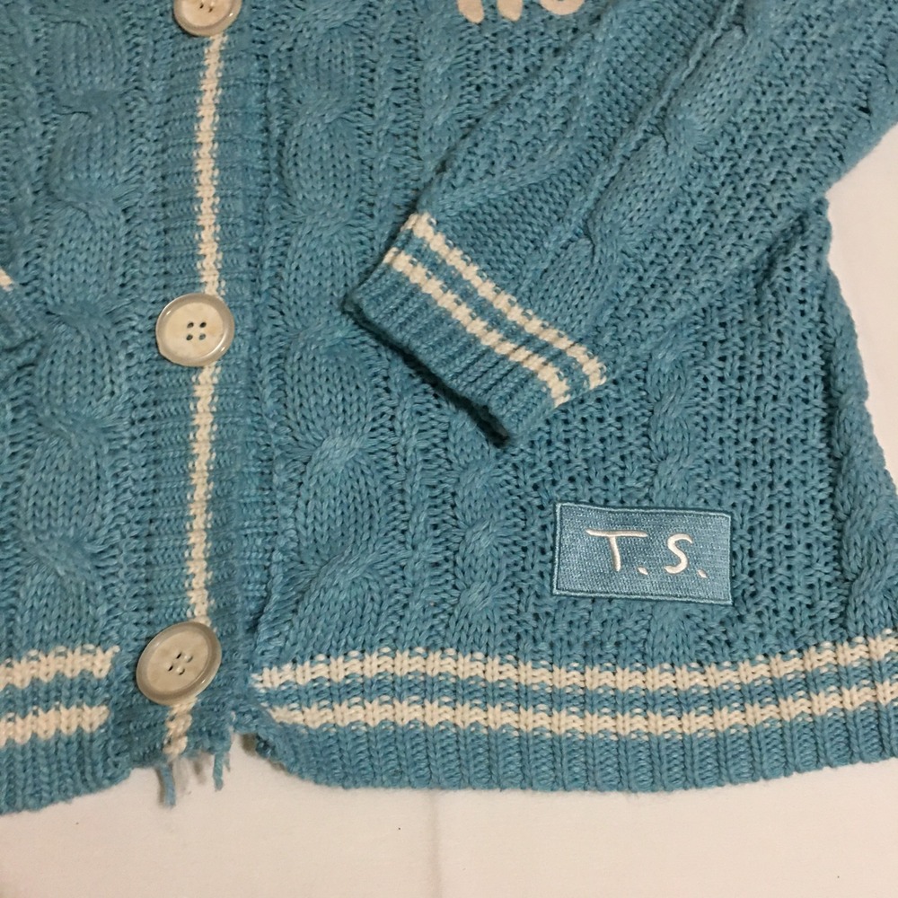 Taylor Swift 1989 Cardigan Taylor's Version Limited Edition MD/LG Cable Knit - Picture 2 of 8
